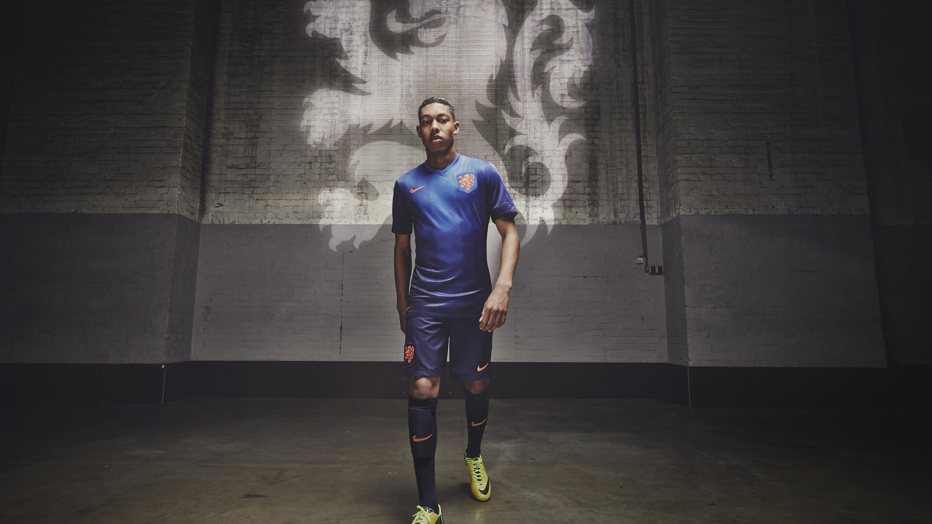 日本队进攻线表现活跃，日本队出线形势